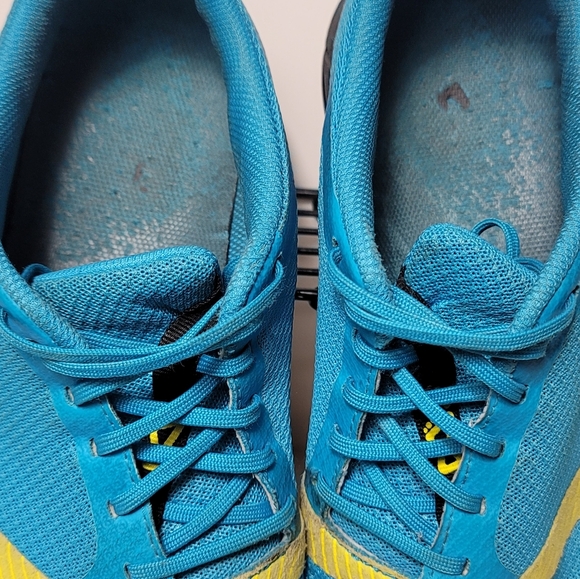 Inov8 Terraclaw 220  Hiking Shoes- Men’s 11.5 / Women’s 13 - Picture 7 of 10